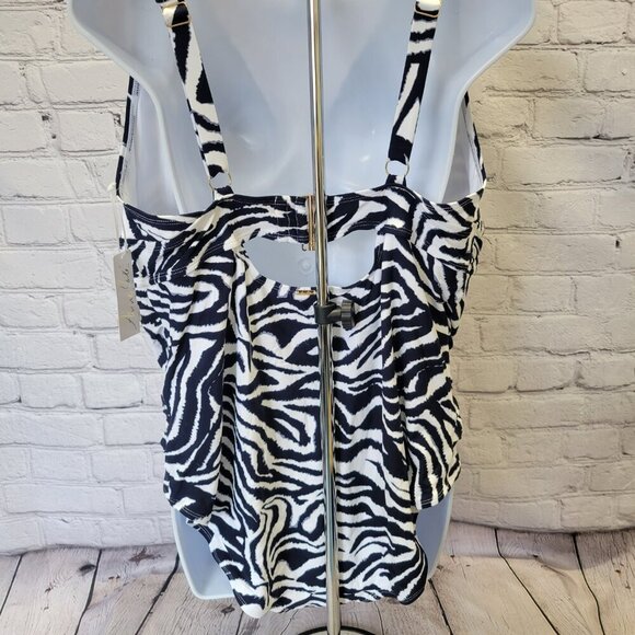 Anne Cole Plus Size Zebra-Print One-Piece Swimsuit - Picture 6 of 8